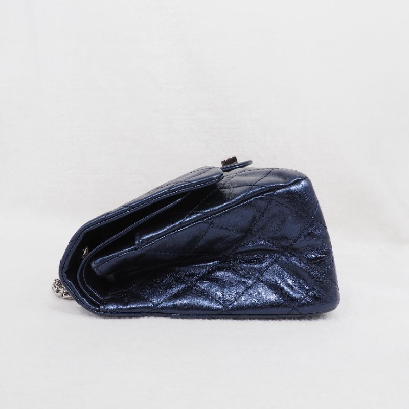 Chanel 2.55 Reissue Flap Bag 31cm 深藍色珠光-3