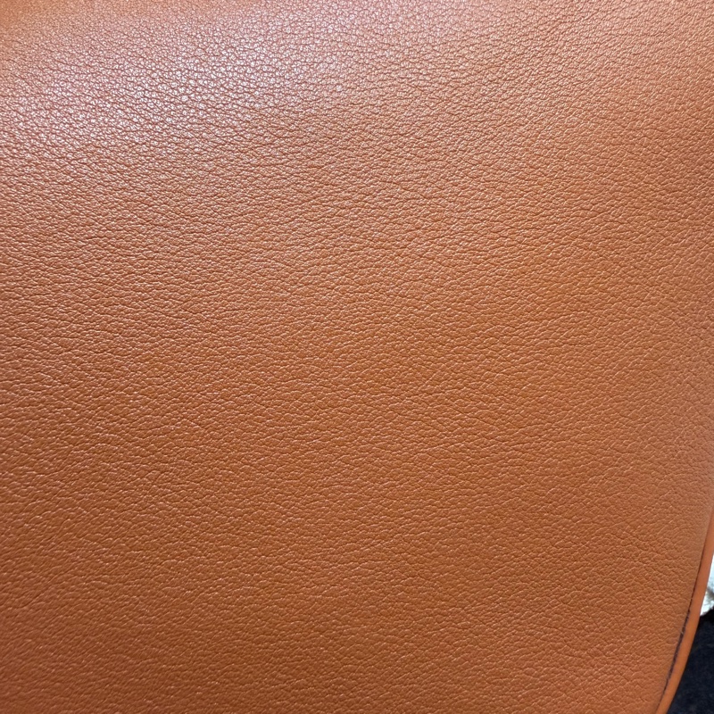 LOEWE mini Hammock Hobo 肩背斜背經典小牛皮包 焦糖色-6