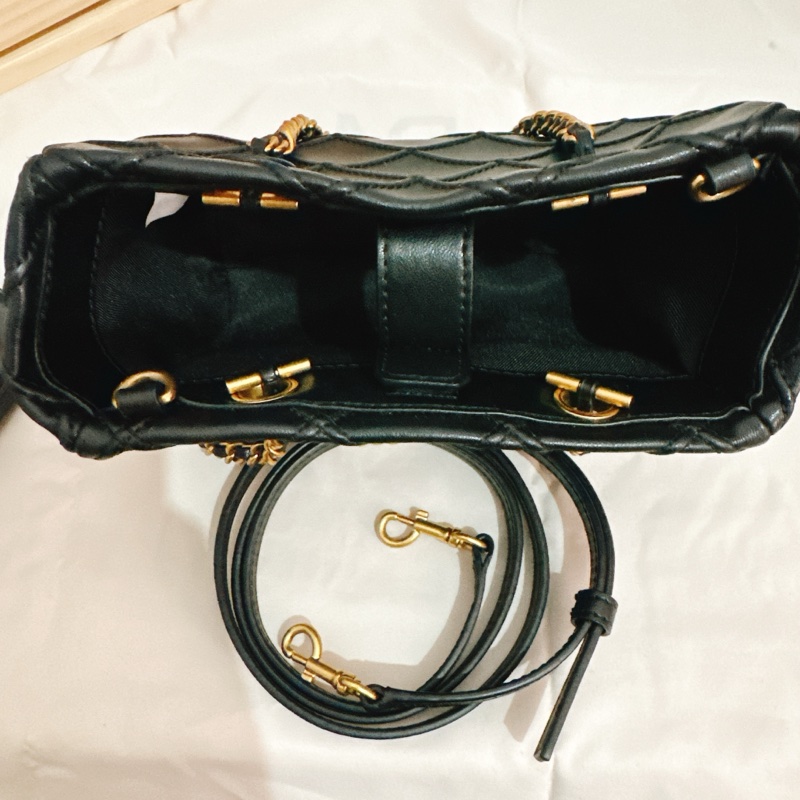 Tory Burch Fleming Mini 鍊條托特包｜納帕皮革｜手提斜背二用｜黑色-9