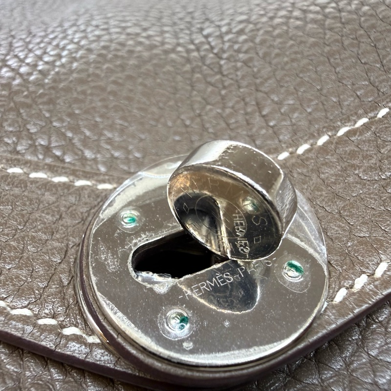 Hermes挑戰全網最低✨🩶大象灰銀釦TC皮Lindy30-21