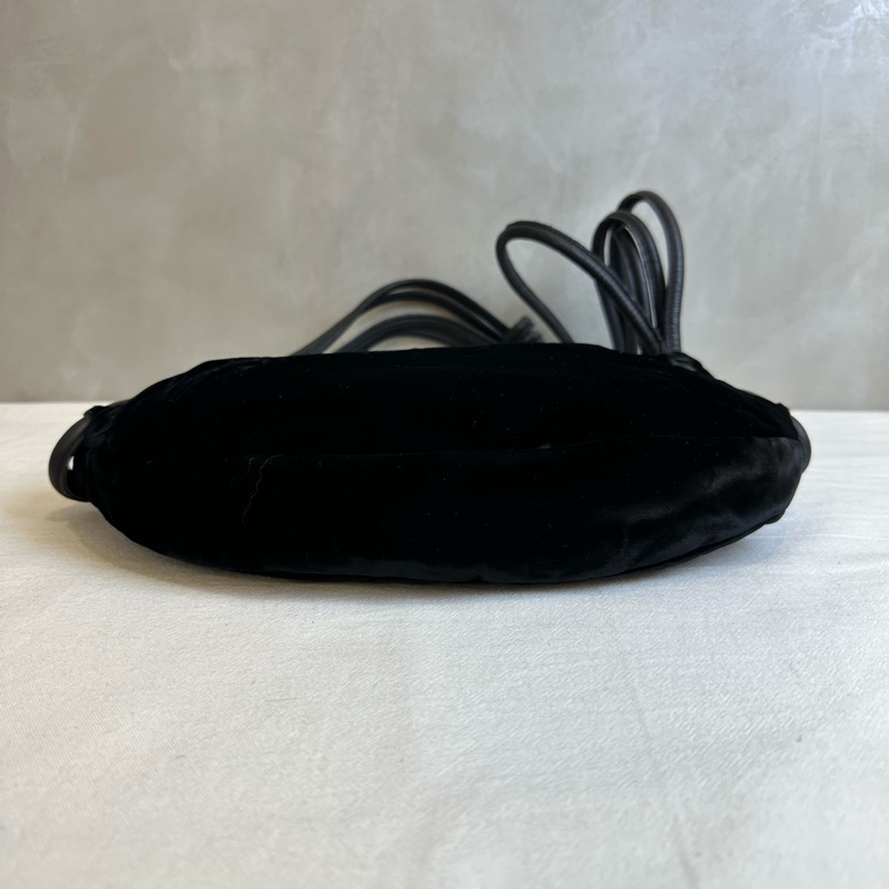 【赫蒂國際精品】Emporio Armani 亞曼尼 毛毛半月包 水餃包 vintage-4