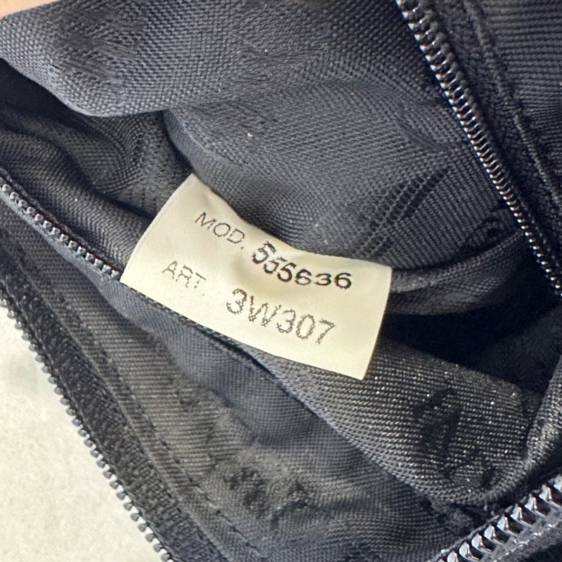 【赫蒂國際精品】Emporio Armani 亞曼尼 毛毛半月包 水餃包 vintage-19