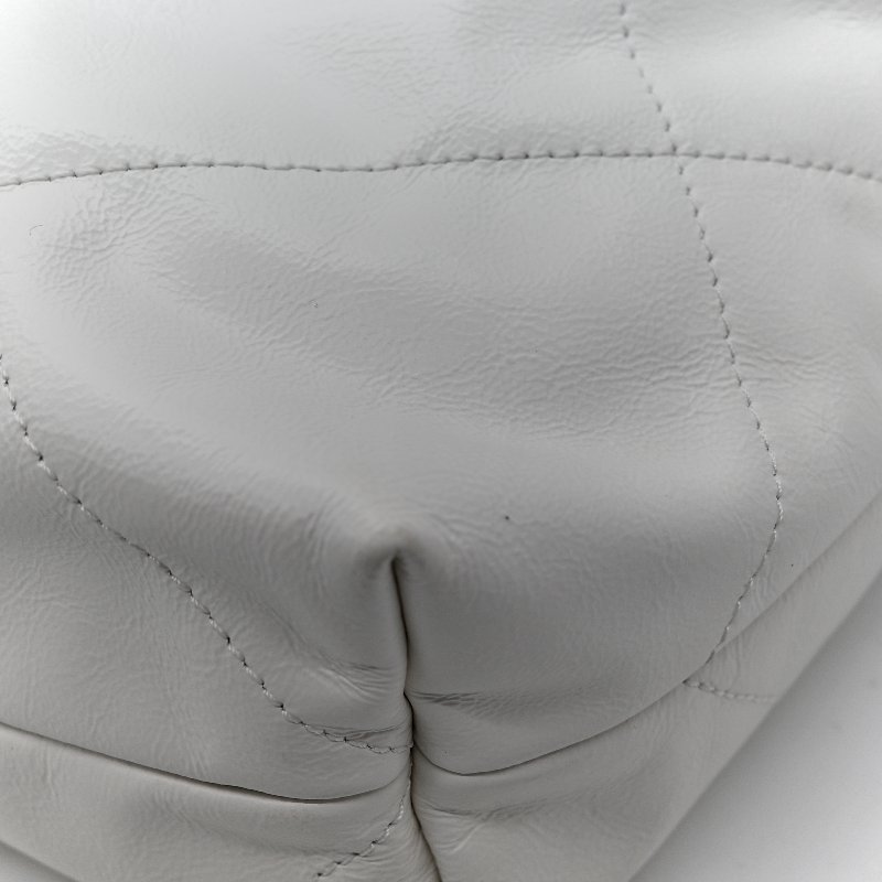 chanel 白 22bag-8