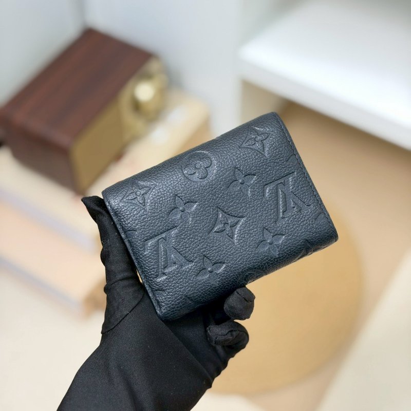 🏷LV 路易威登．Victorine 豆豆三折短夾 黑壓紋 M64060 芯片款-1