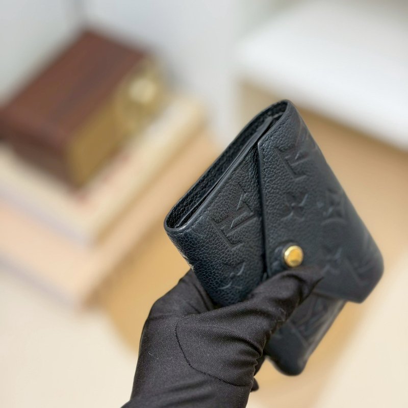 🏷LV 路易威登．Victorine 豆豆三折短夾 黑壓紋 M64060 芯片款-4