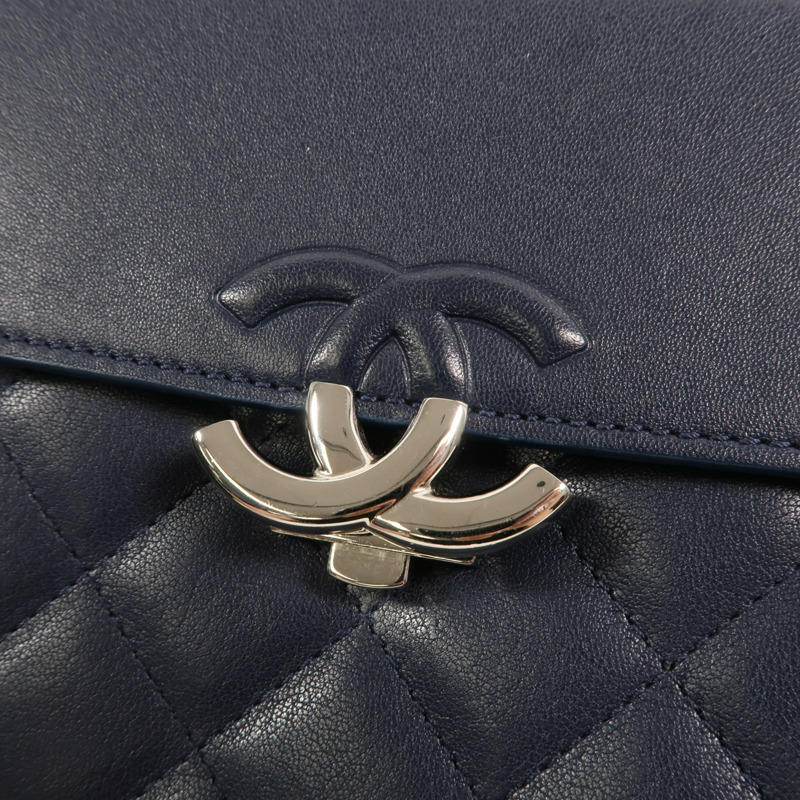 CHANEL 牛皮皮革Mini Urban Companion Flap Bag鏈帶肩背袋-8