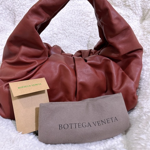 二手 BV Bottega Veneta 雲朵包可頌包 （酒紅色）