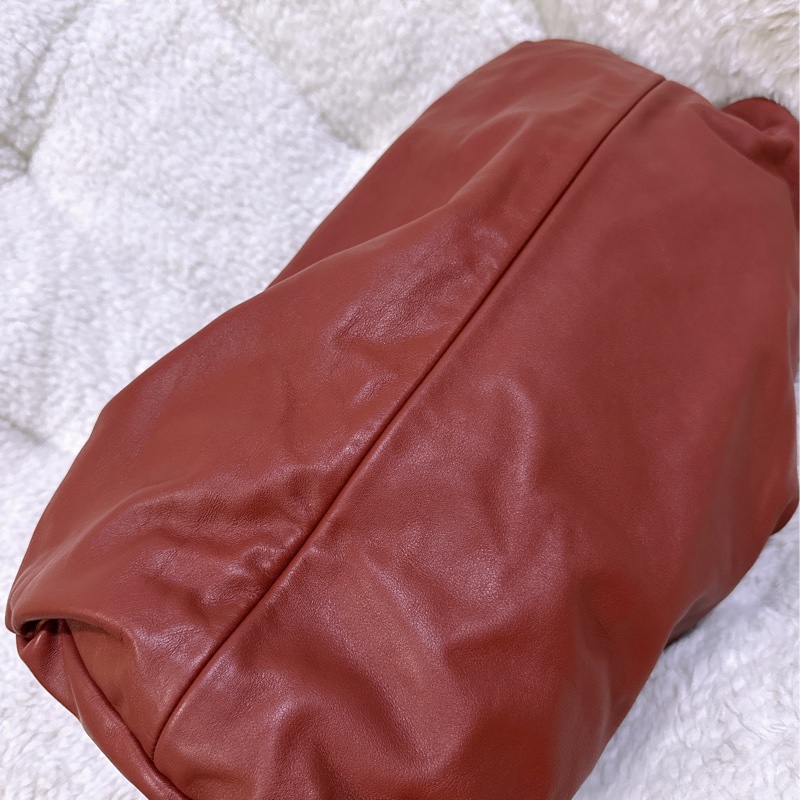 二手 BV Bottega Veneta 雲朵包可頌包 （酒紅色）-13