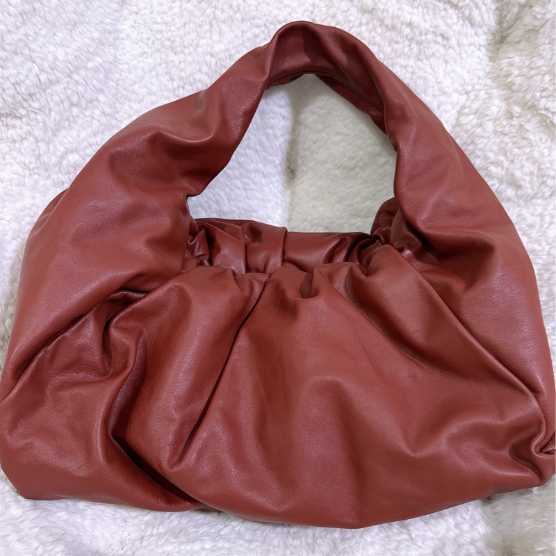 二手 BV Bottega Veneta 雲朵包可頌包 （酒紅色）-43