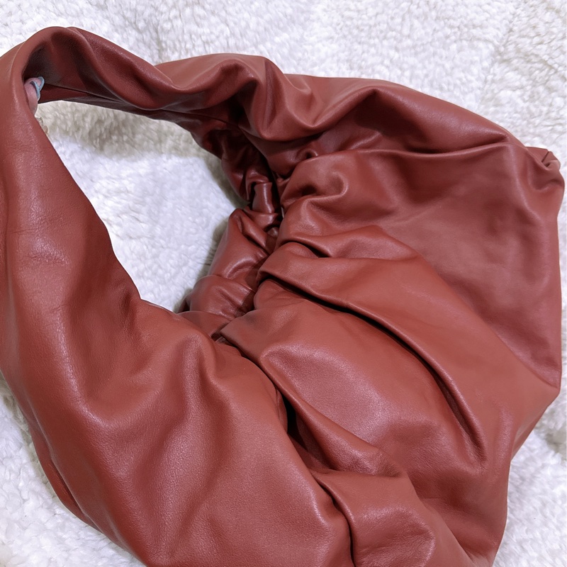二手 BV Bottega Veneta 雲朵包可頌包 （酒紅色）-49