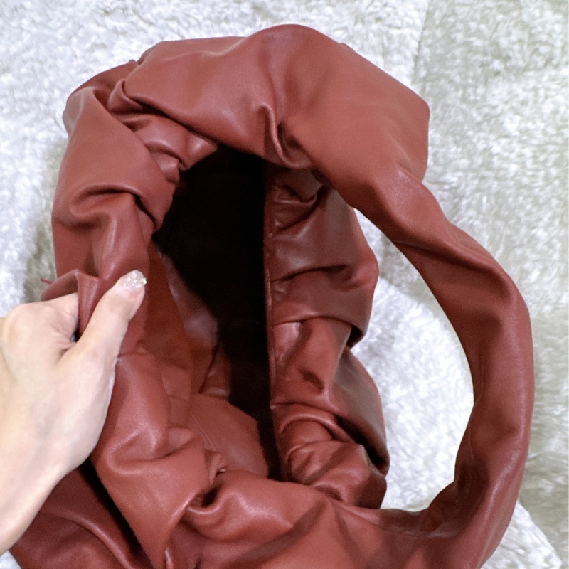 二手 BV Bottega Veneta 雲朵包可頌包 （酒紅色）-55