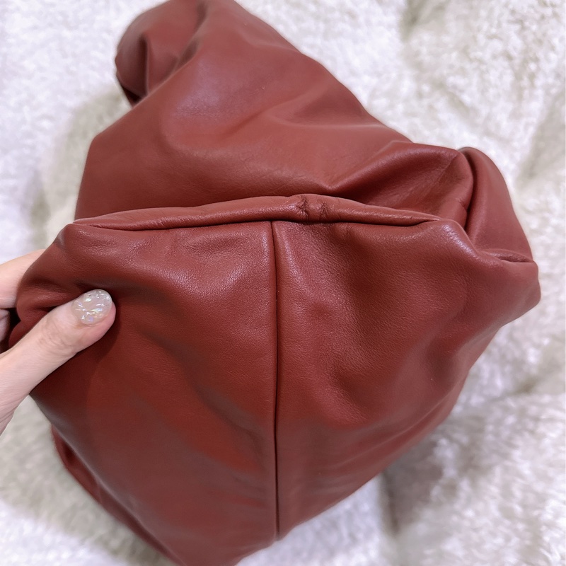 二手 BV Bottega Veneta 雲朵包可頌包 （酒紅色）-60