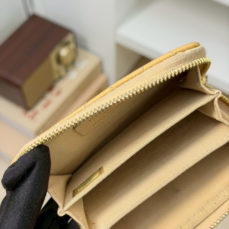 🏷Chanel 香奈兒．Coco 拉鍊卡夾零錢包/客人寄賣-18