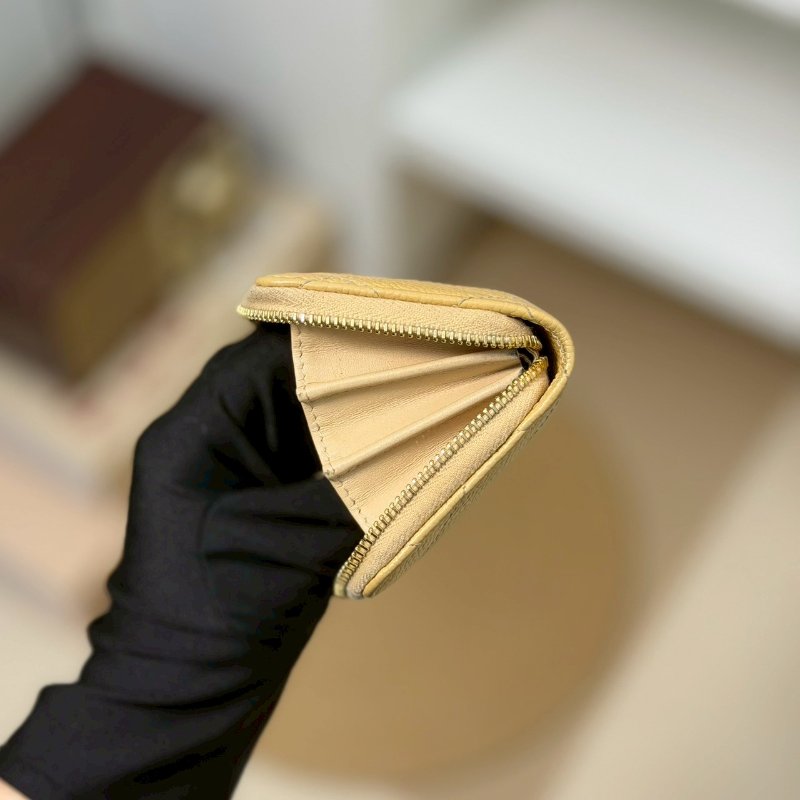 🏷Chanel 香奈兒．Coco 拉鍊卡夾零錢包/客人寄賣-22