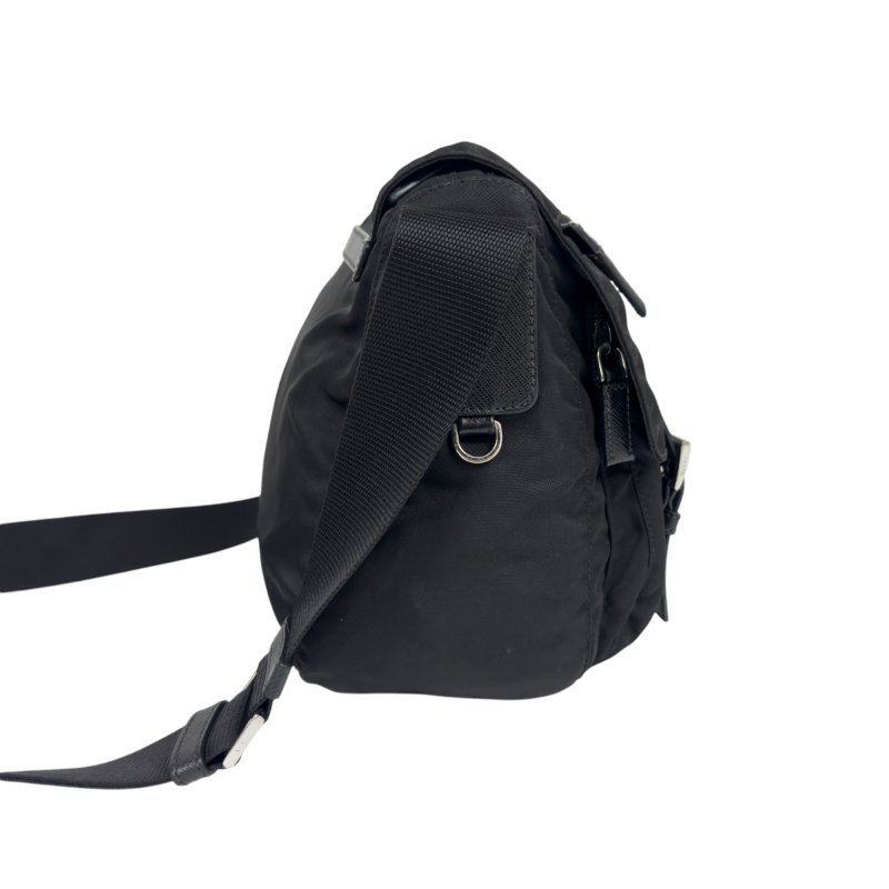 PRADA 三角標 斜揹袋-5