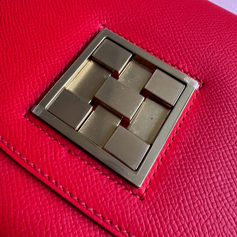🎊99成新閒置 Hermes 蕃茄紅馬賽克淡金釦斜背包17CM-7