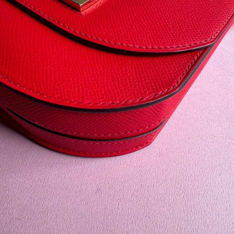 🎊99成新閒置 Hermes 蕃茄紅馬賽克淡金釦斜背包17CM-14