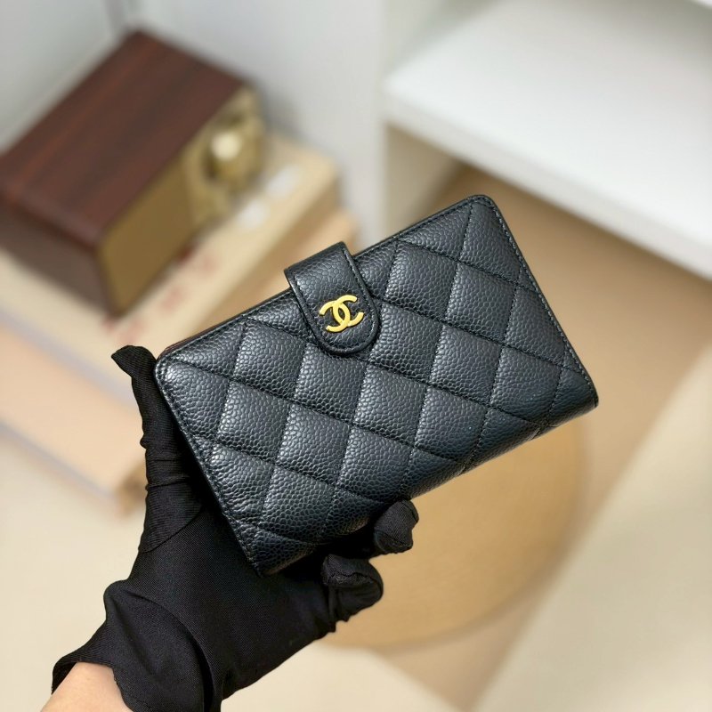 🏷Chanel 香奈兒．Coco 對開中夾-0