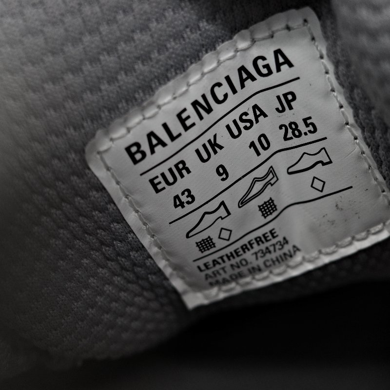 BALENCIAGA 運動鞋-21