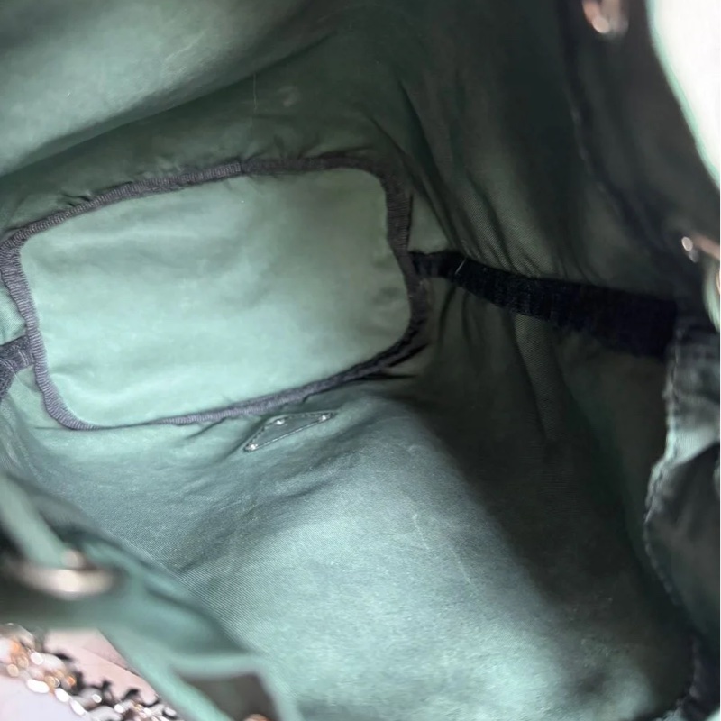 普拉達 Prada 尼龍抽繩水桶包 re nylon 降落傘布 斜背包 綠色-11