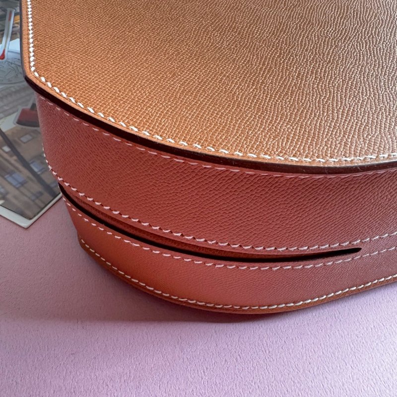 💥絕版款 Hermes 棕色馬賽克金釦肩背斜背兩用包24CM-9