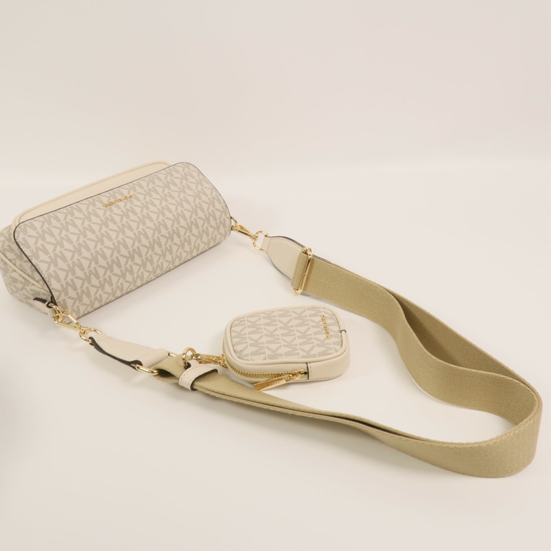 Michael Kors 塗層帆布Jet Set Travel Flap肩背袋-7