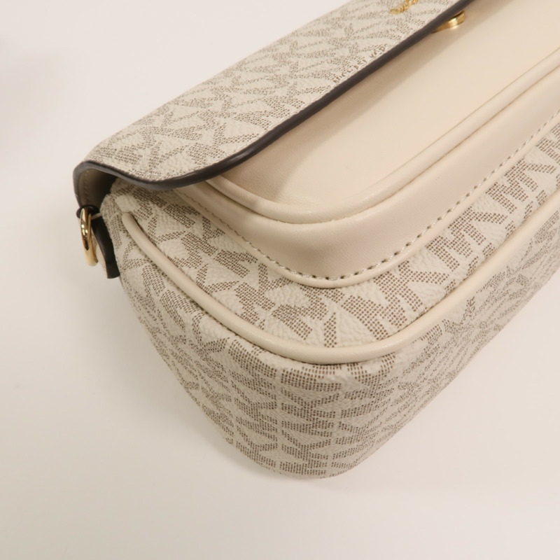 Michael Kors 塗層帆布Jet Set Travel Flap肩背袋-12