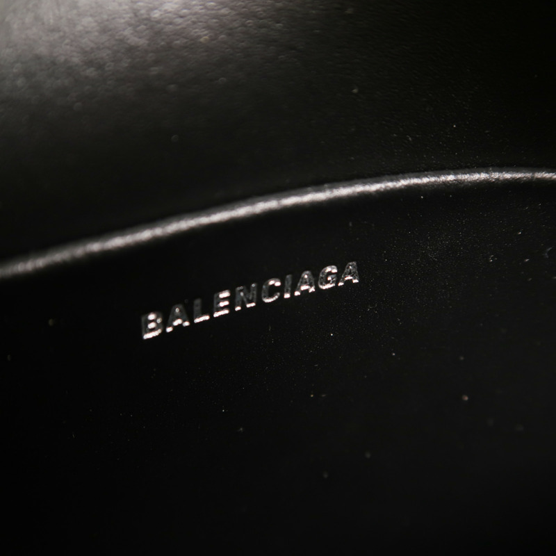 BALENCIAGA 牛皮皮革Everyday Camera Bag手挽肩背兩用袋-5