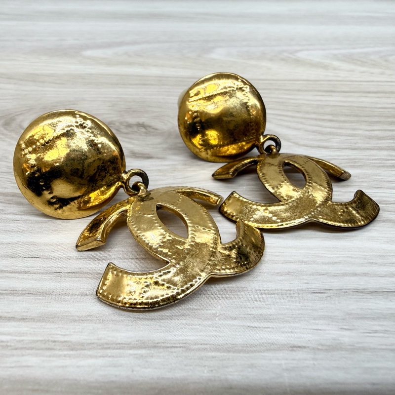 CHANEL金圓牌vintage雙C耳夾 復古-3