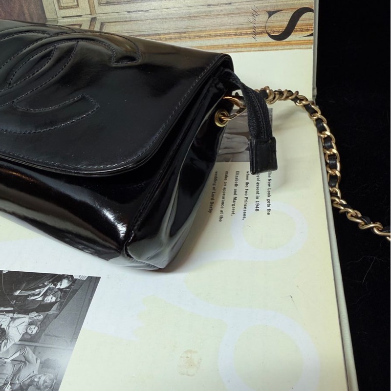 香奈兒 黑色皮革 漆皮皮革 連鏡子小包 化妝包 鏈條 chanel WOC / 側背包/斜背包-7