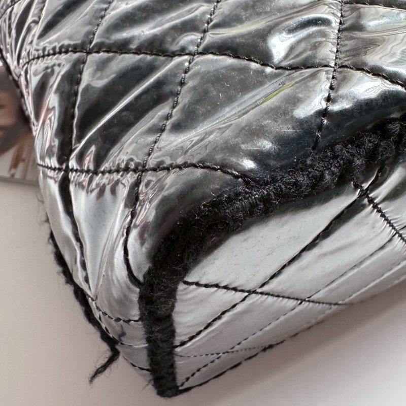 🎊絕版款式 Chanel 黑色透明大雙C毛絨肩背包-8