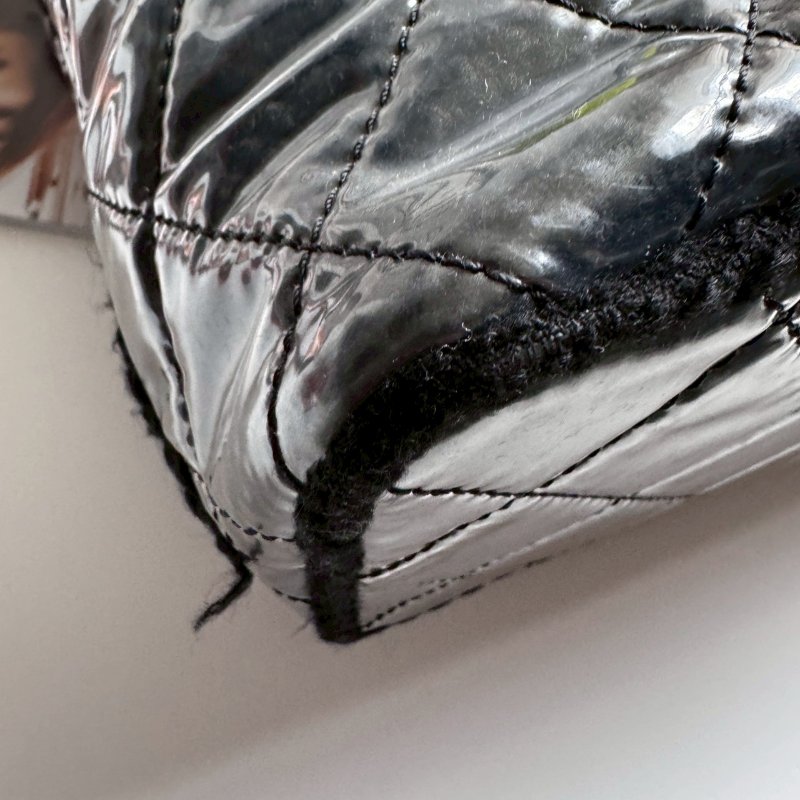 🎊絕版款式 Chanel 黑色透明大雙C毛絨肩背包-12