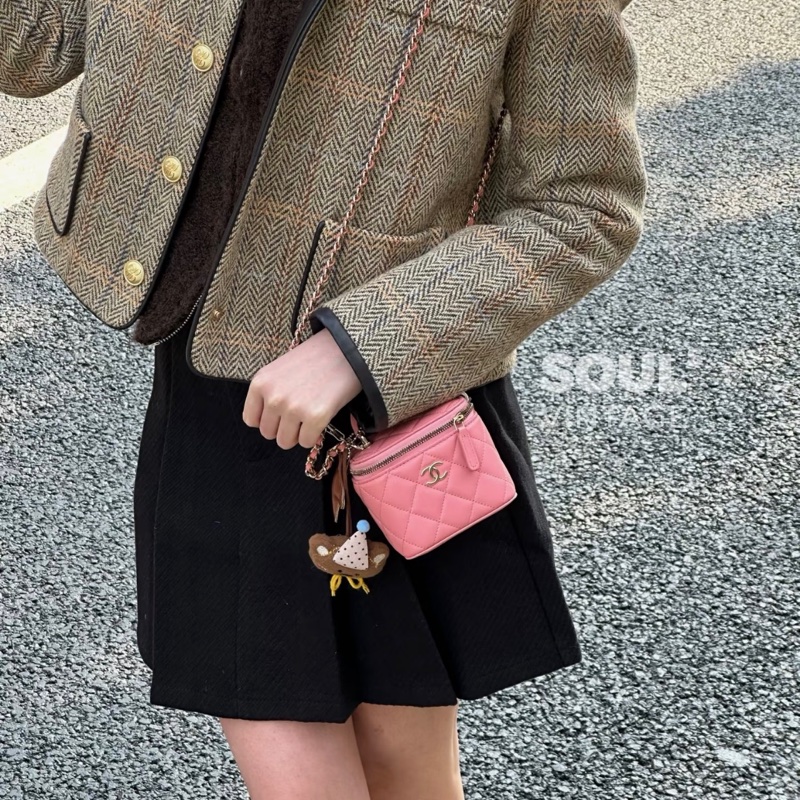 莉亞精品♡Chanel 粉色小盒子 二手美包-1