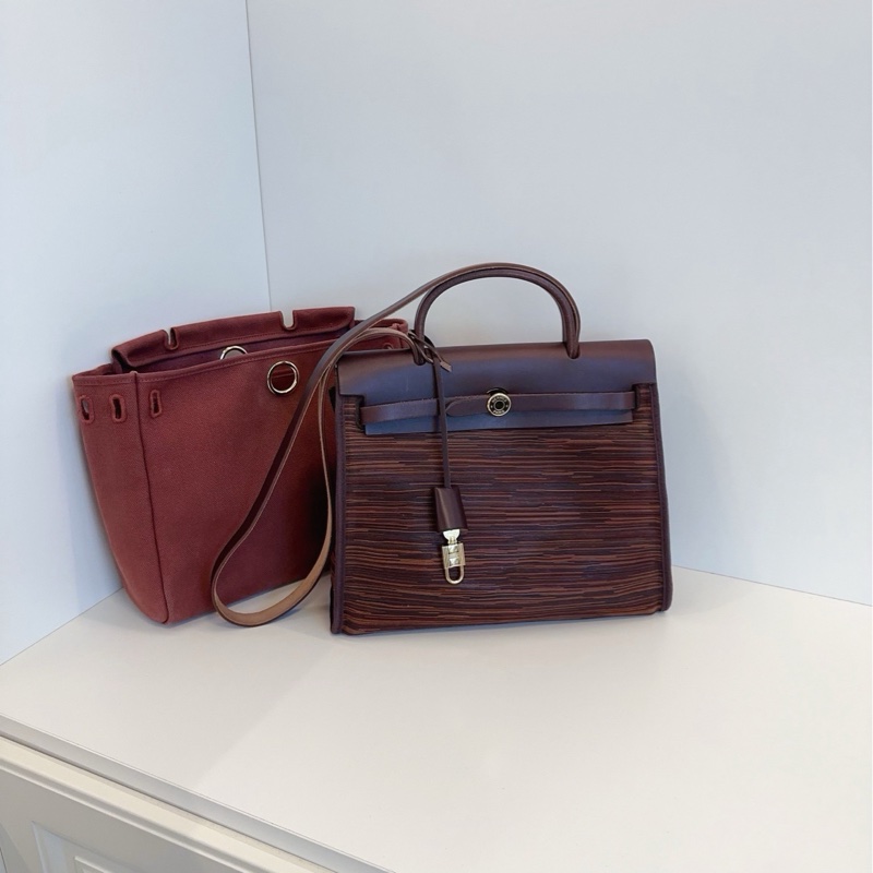 ✨絕版 Herbag31 大地色羊切皮 外縫金扣 因工藝過於繁複已停產 98新-2