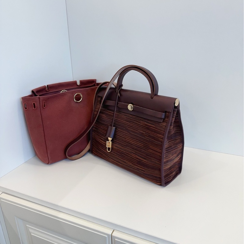 ✨絕版 Herbag31 大地色羊切皮 外縫金扣 因工藝過於繁複已停產 98新-5