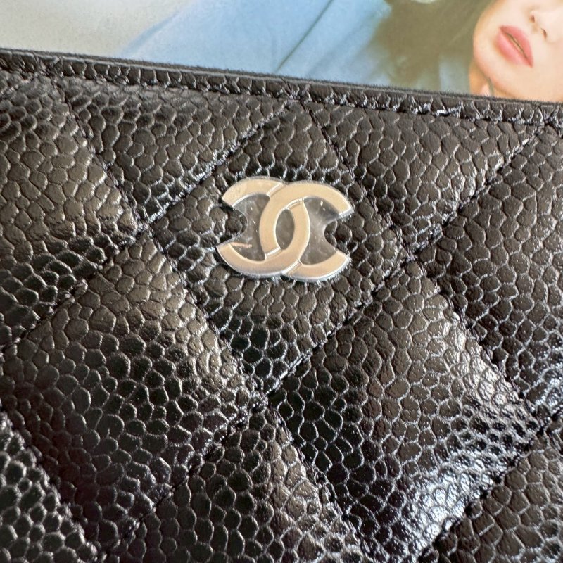 💥全新商品 💥Chanel 黑色荔枝銀雙C拉鍊長夾-2