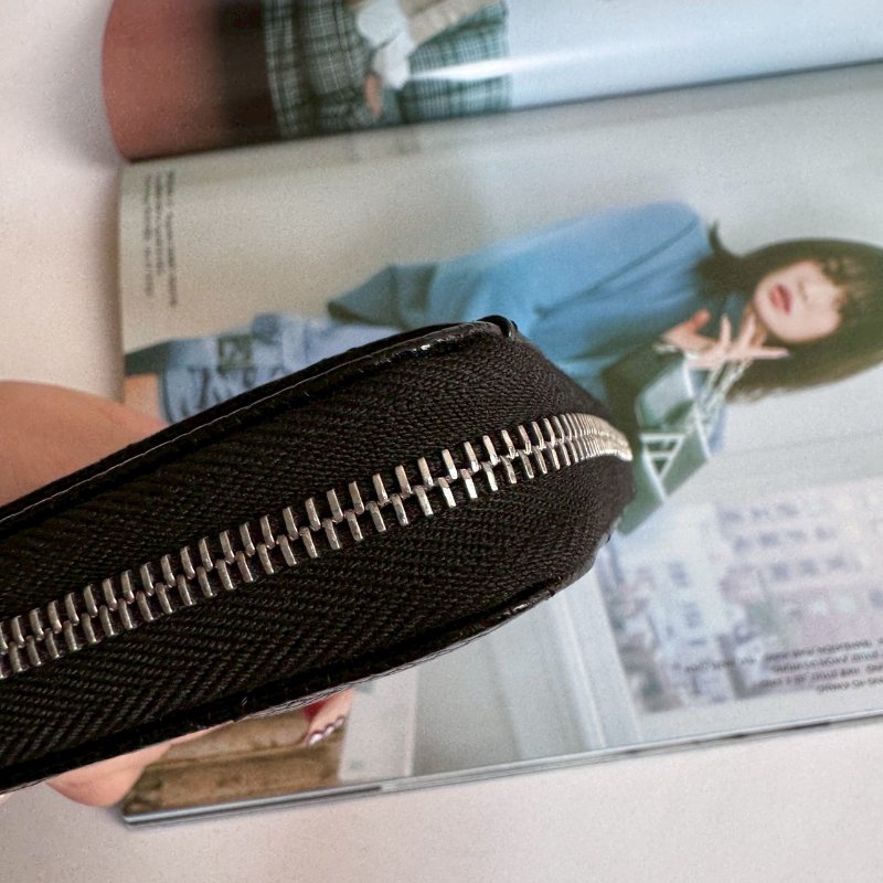 💥全新商品 💥Chanel 黑色荔枝銀雙C拉鍊長夾-8