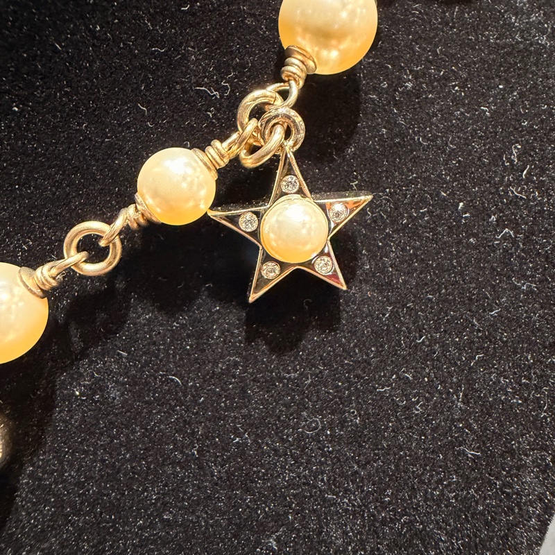 Chanel 的淡金水鑽珍珠吊飾長項鍊雙C數字5星星愛心-12