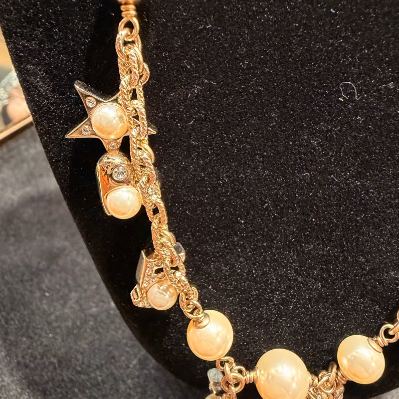 Chanel 的淡金水鑽珍珠吊飾長項鍊雙C數字5星星愛心-14