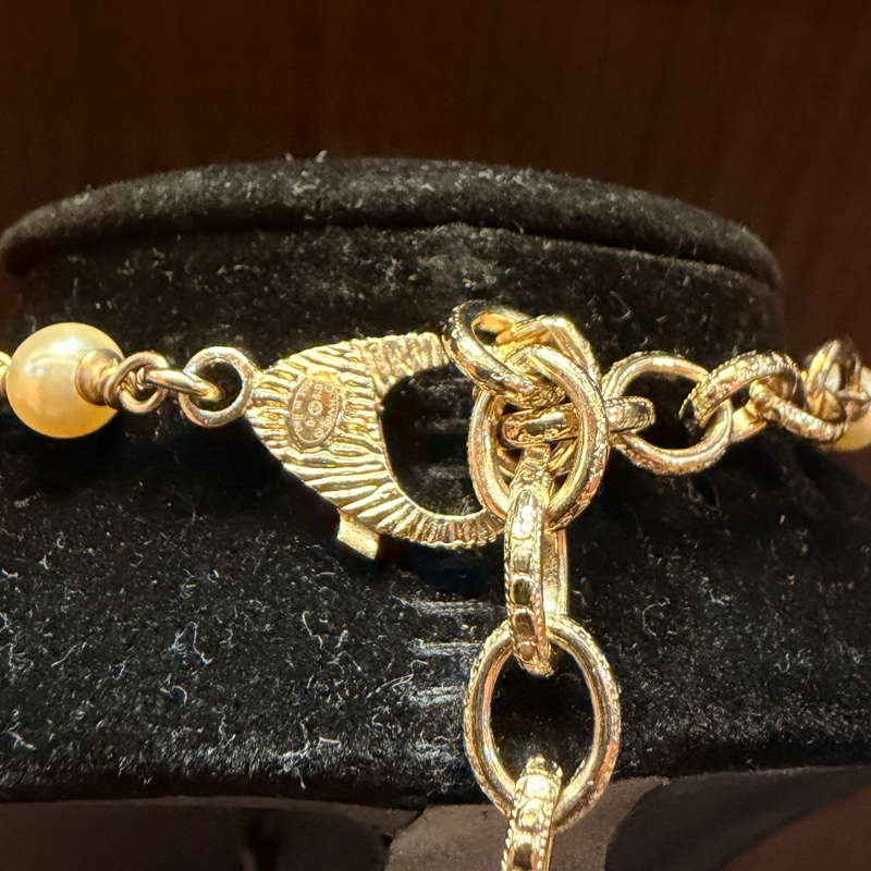 Chanel 的淡金水鑽珍珠吊飾長項鍊雙C數字5星星愛心-16