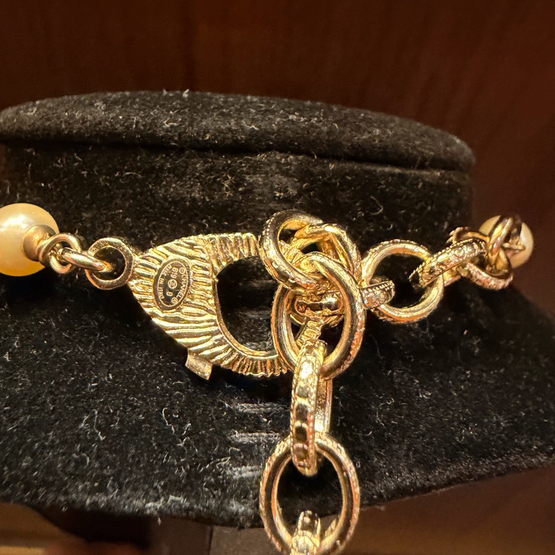 Chanel 的淡金水鑽珍珠吊飾長項鍊雙C數字5星星愛心-17