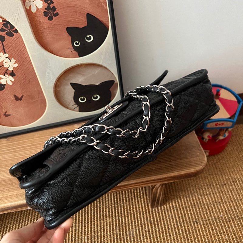 ✨Chanel 黑銀荔枝皮機場包 容量大 超級酷😎-7