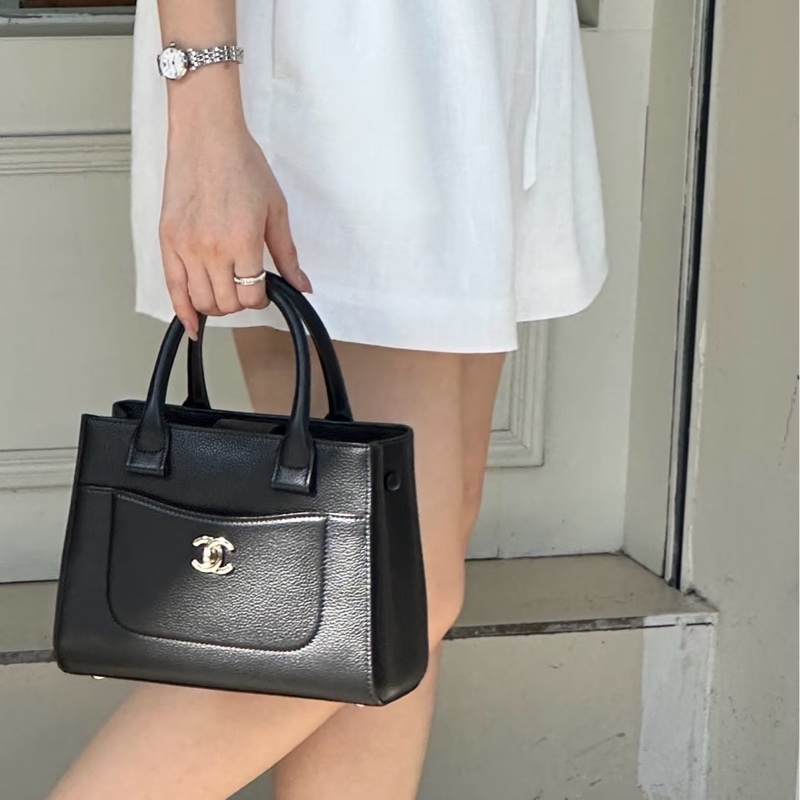 ✨Chanel 黑金荔枝皮 mini Kelly 2way 超級可愛☺️-0