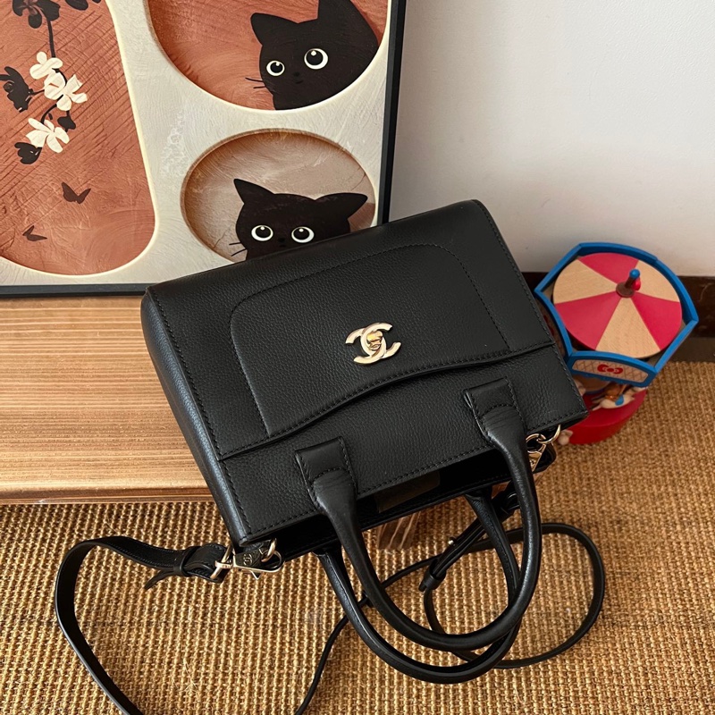 ✨Chanel 黑金荔枝皮 mini Kelly 2way 超級可愛☺️-9