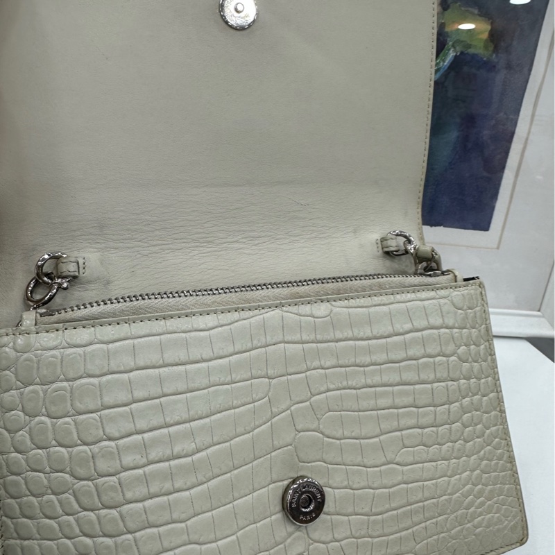YSL 聖羅蘭 白銀鱷魚壓花kate鏈包 尺寸19*4*12-5