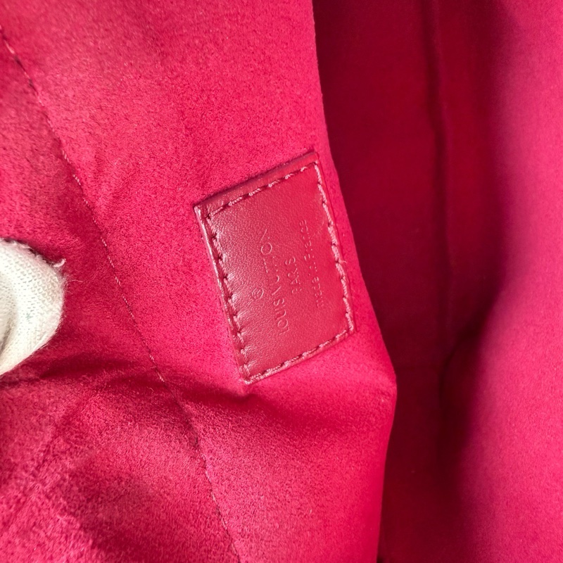 Louis  Vuitton /路易威登消息 棕色老花塗層帆布福袋手拿包 金扣 底長20cm-8