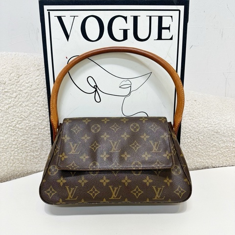 LV/路易威登   中古款looping單肩腋下包
