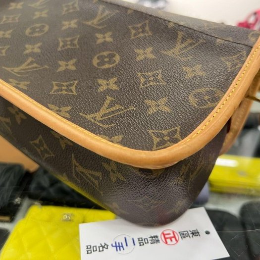 東區正精品㊣LOUIS VUITTON LV M42250 老花單面馬鞍包翻蓋斜背包 RZ6390-9