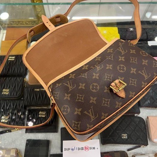 東區正精品㊣LOUIS VUITTON LV M42250 老花單面馬鞍包翻蓋斜背包 RZ6390-13