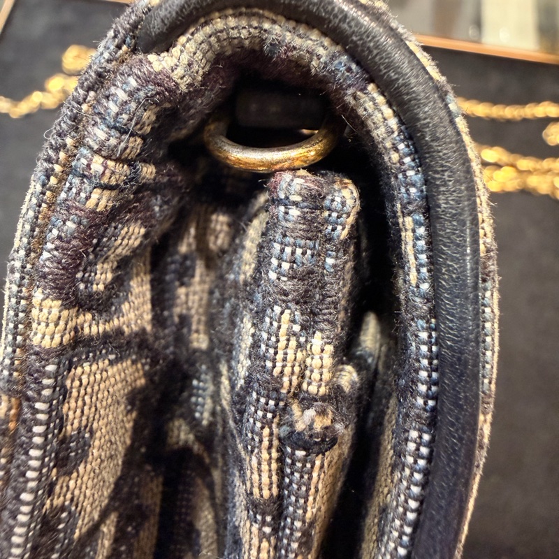Dior saddle 藍色老花WOC斜背鏈條包-11